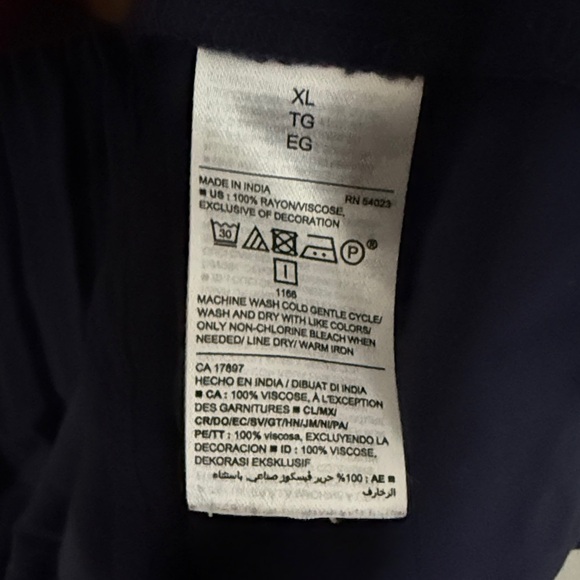 Old Navy Navy Blue Sleeveless Blouse - Picture 3 of 5